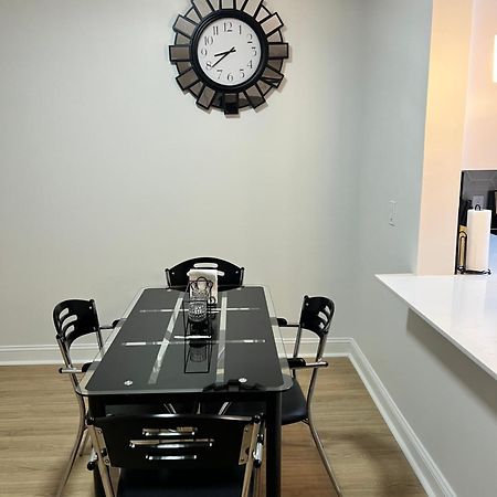South Charlotte'S Cozy & Modern Apartman Kültér fotó