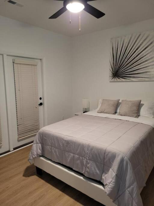 South Charlotte'S Cozy & Modern Apartman Kültér fotó