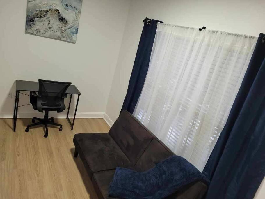 South Charlotte'S Cozy & Modern Apartman Kültér fotó